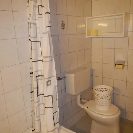 Fruehstueckspension Troger شقة *
